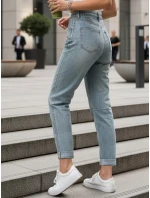 Jeansy damskie mom fit z wysokim stanem jasnoniebieskie FashionStreet UY2909