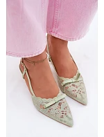 Krajkové dámské sandály na podpatku s mašlí zelené model 22107310 - Boto