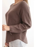 Dámský svetr z viskózy s dlouhým rukávem a kulatým výstřihem mocca Dámský svetr z viskózy s dlouhým rukávem a kulatým výstřihem mocca