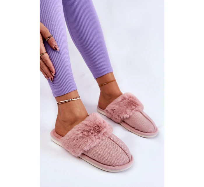 Dámské zateplené pantofle s kožíškem Světle růžová model 21603693 - Boto Dámské zateplené pantofle s kožíškem Světle růžová model 21603693 - Boto