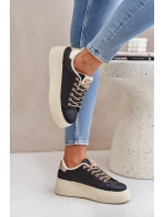 na platformě s ozdobnými šňůrkami černé model 21683454 - Boto na platformě s ozdobnými šňůrkami černé model 21683454 - Boto