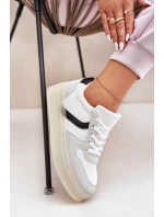 Nízké Dámské Tenisky Na Platformě Bílé model 21689152 - EVENTO Nízké Dámské Tenisky Na Platformě Bílé model 21689152 - EVENTO