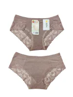 Figi model 21303177 A'12 modal - DC Girl