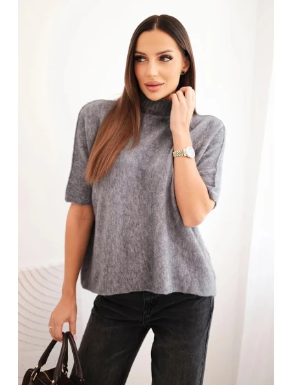 Dámský svetr s krátkým rukávem volného střihu šedý