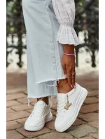 Dámské sportovní boty na platformě model 22010082 Bílá - VINCEZA Dámské sportovní boty na platformě model 22010082 Bílá - VINCEZA