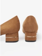 Praktické lodičky hnědé dámské na širokém podpatku Praktické lodičky hnědé dámské na širokém podpatku