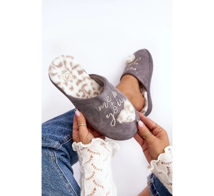 Lesklé dámské pantofle šedé Geraja Lesklé dámské pantofle šedé Geraja