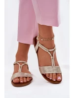 Dámské Plné Sandály S Pásky model 21698276 Zlaté - S.Barski Dámské Plné Sandály S Pásky model 21698276 Zlaté - S.Barski