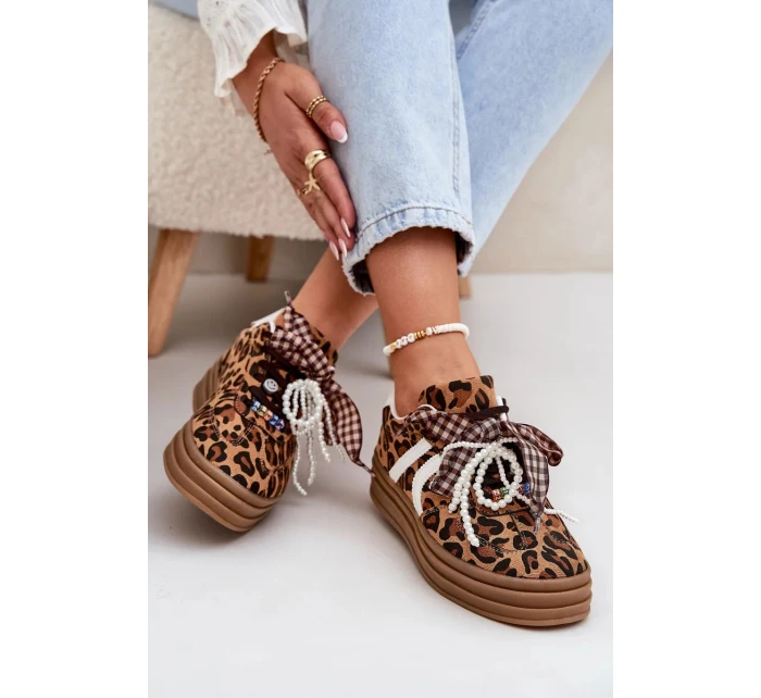 Dámské tenisky s panterím vzorem na platformě s ozdobami – hnědé Vinness Dámské tenisky s panterím vzorem na platformě s ozdobami – hnědé Vinness