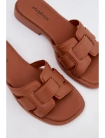 Dámské pantofle na plochém podpatku Camel model 21900529 - Boto Dámské pantofle na plochém podpatku Camel model 21900529 - Boto