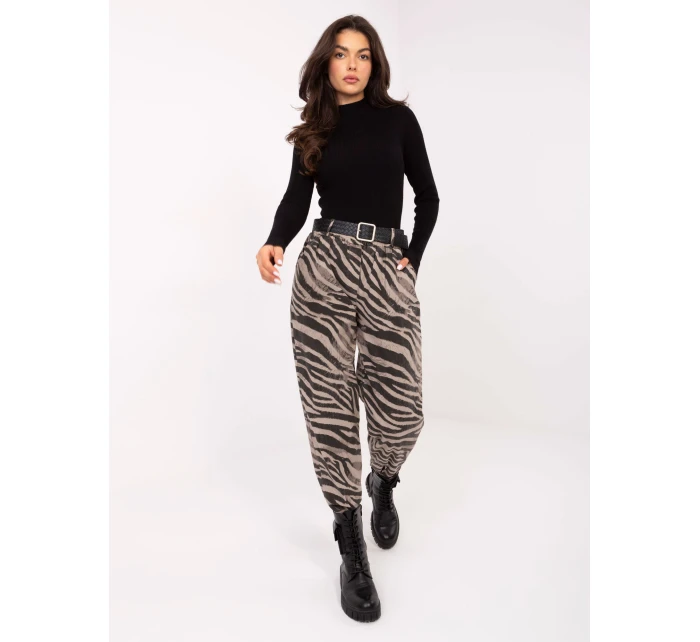 IT kalhoty SP 242975 2.78 beige IT kalhoty SP 242975 2.78 beige