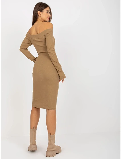 Sukienka EM SK model 19772288 ciemny bezowy - FPrice