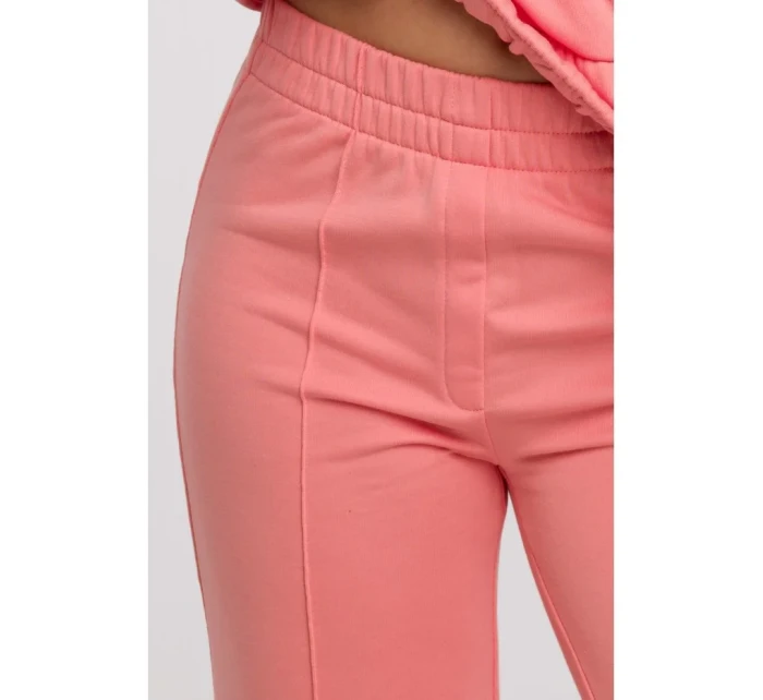 Široké kalhoty s předními korálová barva model 21047265 - BeWear Široké kalhoty s předními korálová barva model 21047265 - BeWear