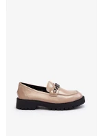 Dámské lakované mokasíny na plochém podpatku, béžová Ezoma