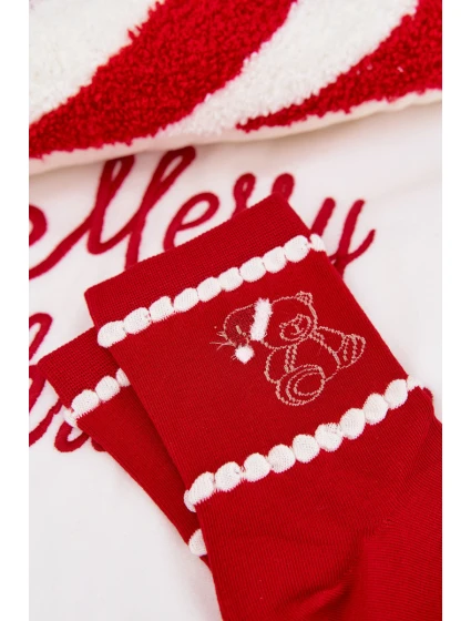Dámské vánoční ponožky s medvídkem v čepici Santa – červené Dámské vánoční ponožky s medvídkem v čepici Santa – červené