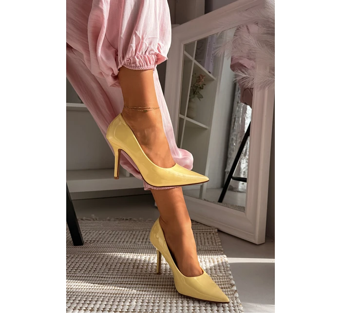 Lodičky na jehlovém podpatku model 226548 Step in style Lodičky na jehlovém podpatku model 226548 Step in style