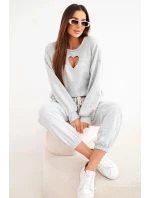 Dámský komplet máslo s výřezem ve tvaru srdce šedý