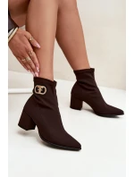 Dámské boty na podpatku se zlatým detailem Čokoládové model 21703500 - Zazoo