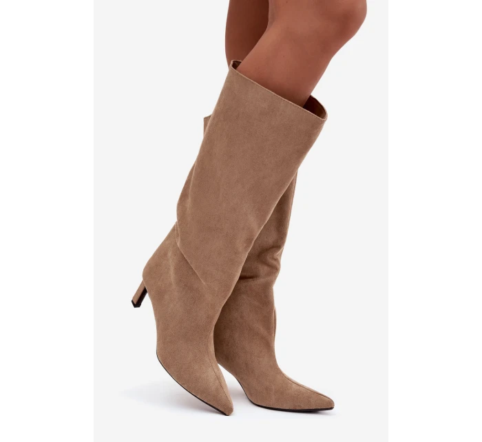 Dámské kozačky z eko semiše nazouvací na jehlovém podpatku béžové Phelin Dámské kozačky z eko semiše nazouvací na jehlovém podpatku béžové Phelin