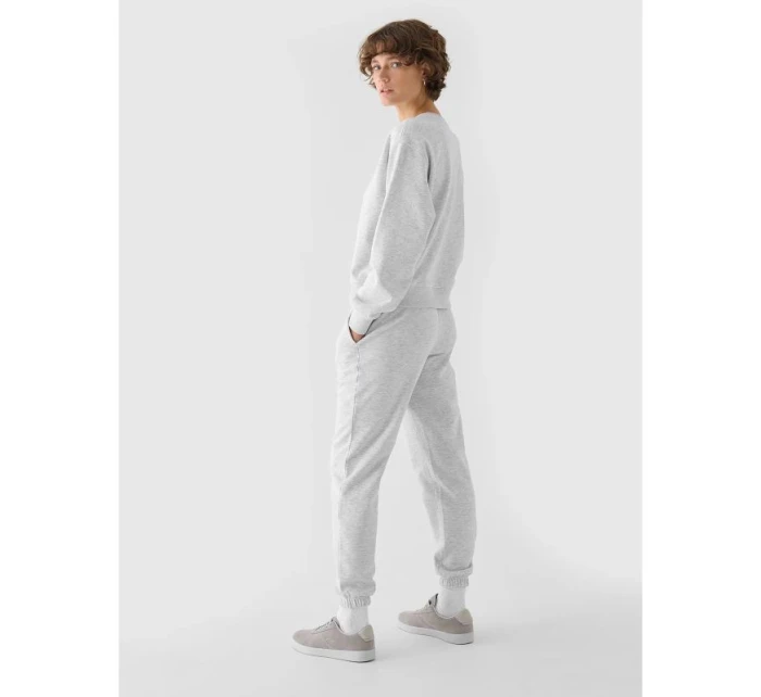 Dámské tepláky typu jogger model 21432813 - 4F Dámské tepláky typu jogger model 21432813 - 4F