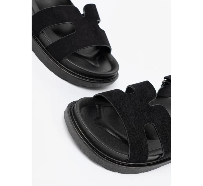 Praktické  nazouváky černé dámské platforma