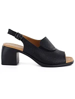 Dámské kožené sandály na podpatku černé Vinceza 26-66920