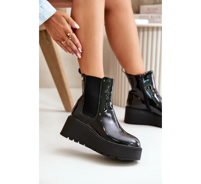 dámské kotníkové boty na platformě a černé model 21667292 - Boto