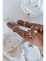 Dámské baleríny s řemínkem a sponou bílé Janelor Dámské baleríny s řemínkem a sponou bílé Janelor