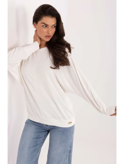 Halenka  model 222424 Relevance