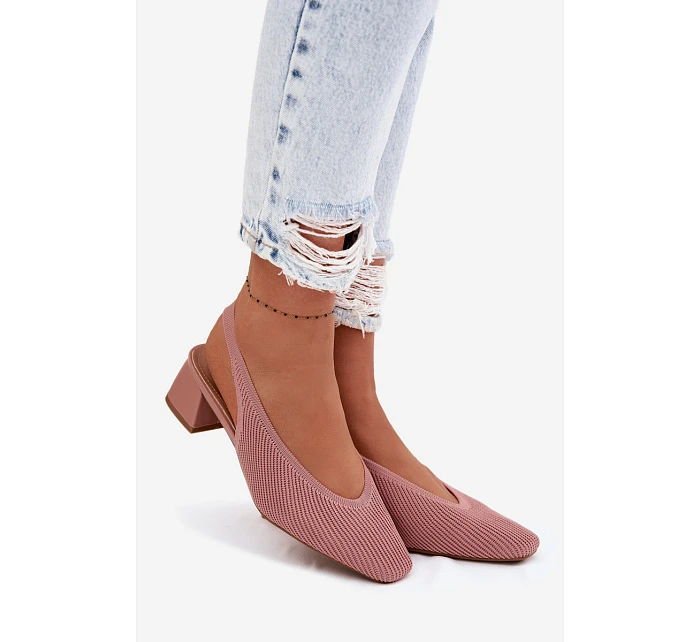 Materiálové dámské sandály na podpatku Růžové model 22102900 - Boto Materiálové dámské sandály na podpatku Růžové model 22102900 - Boto
