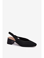 Materiálové dámské sandály na podpatku Černé model 22102921 - Boto