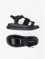 Módní  sandály dámské černé bez podpatku