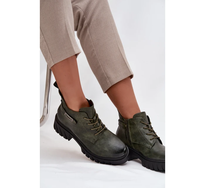 Nízké zateplené dámské boty na klínku s ozdobným páskem tmavě zelené model 21712781 - Boto