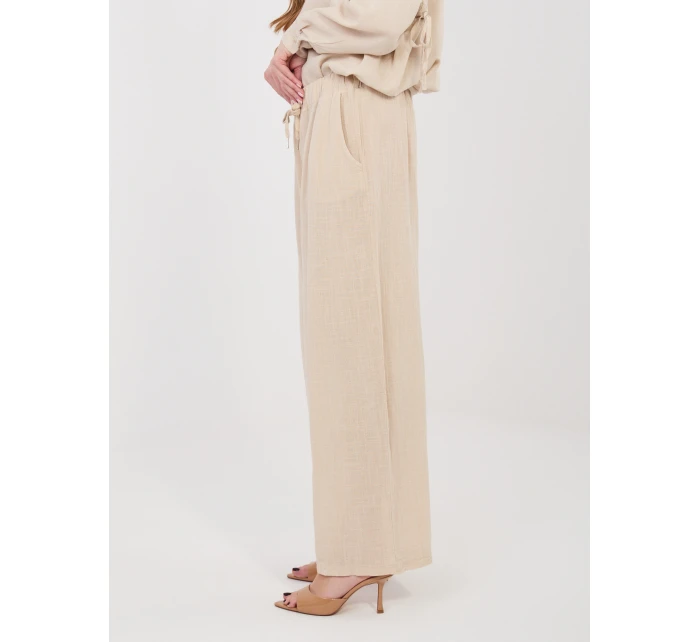 Spodnie IT SP model 22031464 beżowy - FPrice