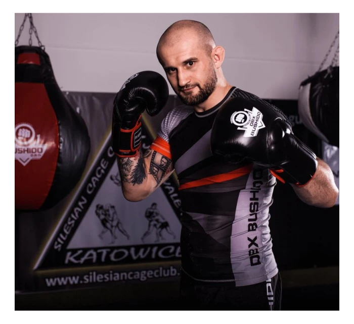 Boxerské rukavice se Protect model 21811104 - DBX Bushido Boxerské rukavice se Protect model 21811104 - DBX Bushido