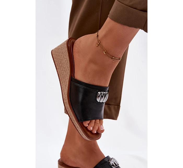 Dámské pantofle na platformě s imitací pletení Sergio Leone KL325 Černé