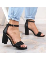 Sandały na słupku eVento W 5945 czarne