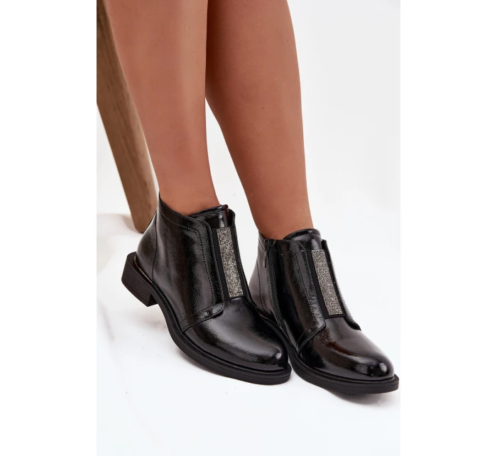 Lakované zateplené dámské kotníkové boty na nízkém podpatku model 21713544 Černé - S.Barski