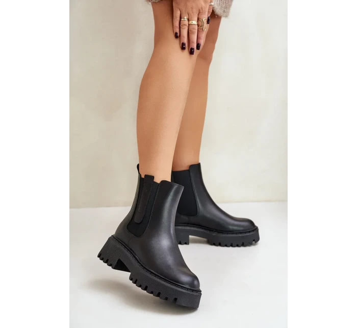 Dámské kožené zateplené kotníkové boty Big Star Chelsea - černé Dámské kožené zateplené kotníkové boty Big Star Chelsea - černé