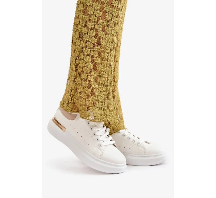 Nízké Dámské Tenisky Na Platformě Z Eko Kůže Bílo-Béžové Nevelena Nízké Dámské Tenisky Na Platformě Z Eko Kůže Bílo-Béžové Nevelena