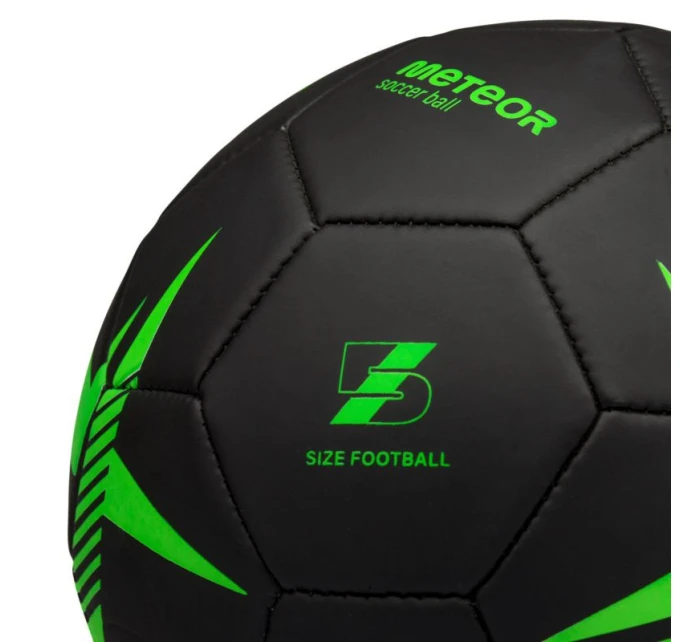 Fotbalový míč Meteor Spin 5 černý/zelený Fotbalový míč Meteor Spin 5 černý/zelený