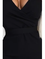 NINA Černé elegantní dámské šaty s přeloženým obálkovým výstřihem, a páskem model 20702181 - numoco NINA Černé elegantní dámské šaty s přeloženým obálkovým výstřihem, a páskem model 20702181 - numoco