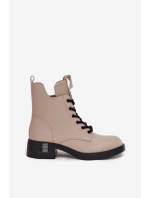 Kožené dámské kotníkové boty na nízkém podpatku Vinceza – béžové Kožené dámské kotníkové boty na nízkém podpatku Vinceza – béžové
