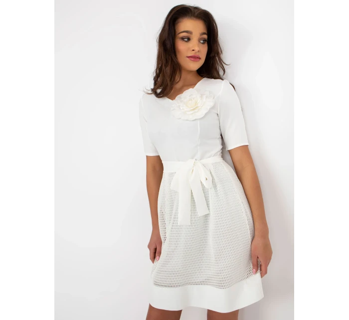 LK SK 506551 šaty.76P ecru