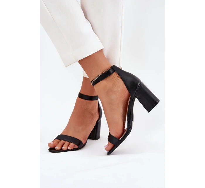 Dámské Sandály Na Podpatku S Páskem Černé model 21700172 - Boto