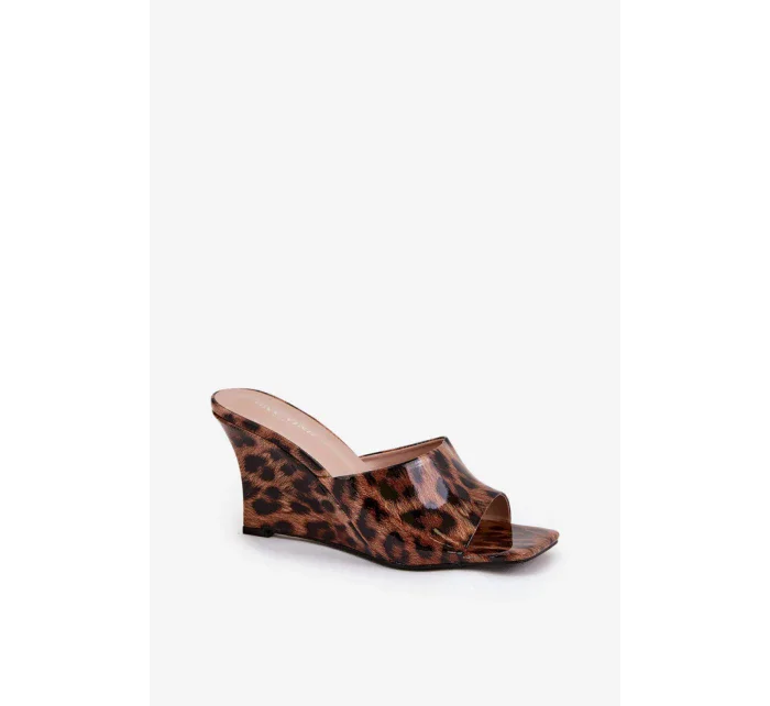 Pantofle Step in style model 21184644 - SWEET SHOES Pantofle Step in style model 21184644 - SWEET SHOES