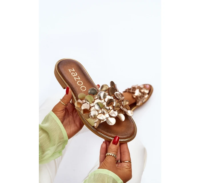 model 21650258 Dámské Kožené Žabky Na Ploché Podrážce Zlaté - Zazoo