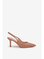 Lakované lodičky na jehlovém podpatku tmavě béžové model 21757869 - Boto