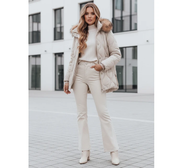 Dámská zimní bunda LUMORE s prošívanou kapucí světle béžová FashionStreet TY5012 Dámská zimní bunda LUMORE s prošívanou kapucí světle béžová FashionStreet TY5012
