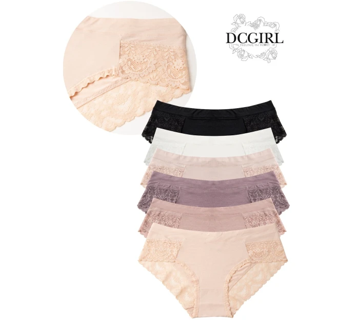 Figi model 21303177 A'12 modal - DC Girl